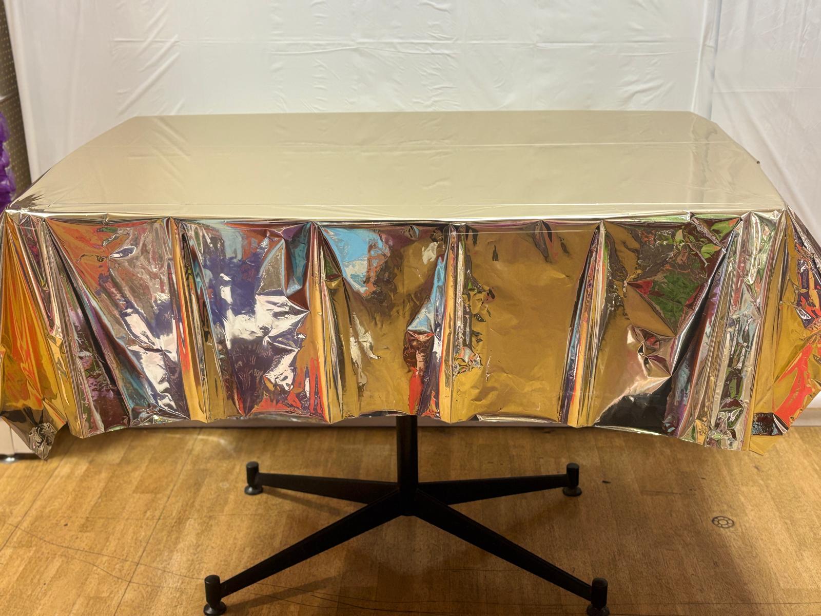 Foil Gold Plastic Tablecloth, 9ft x 4.5ft - Image 2