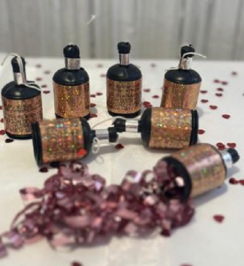 Glitz Rose Gold Party Poppers, Pack of 20 - Image 2